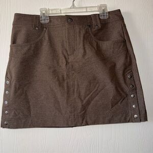 Athleta Grey Take a Hike Mini Skirt Snap Sides Style Size 6